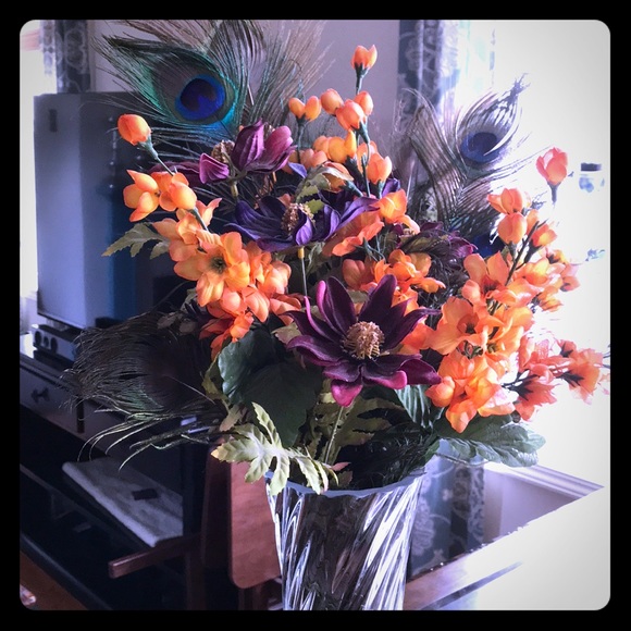 home goids Other - Peacock feathers fall faux flower floral bouquet